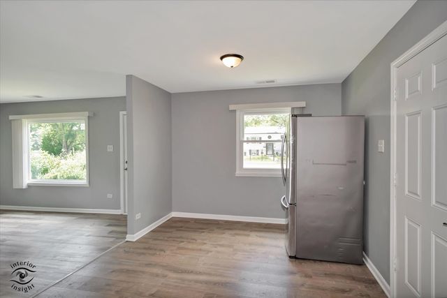 1947 Beacon Boulevard, Chicago Heights, IL 60411