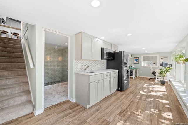 230 Argyle, Alamo Heights, TX 78209