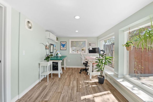 230 Argyle, Alamo Heights, TX 78209