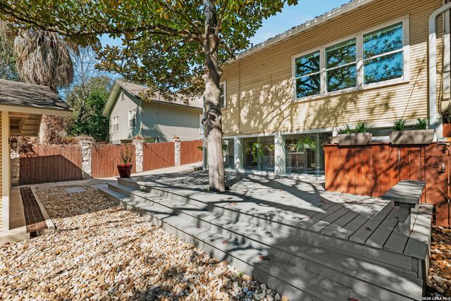 230 Argyle, Alamo Heights, TX 78209