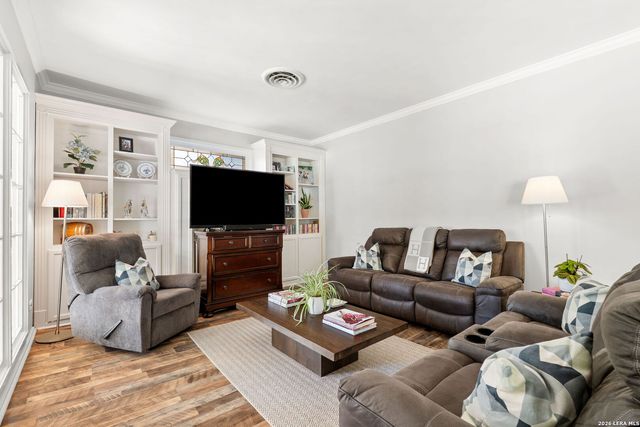 230 Argyle, Alamo Heights, TX 78209