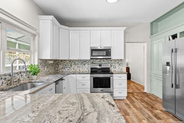 230 Argyle, Alamo Heights, TX 78209