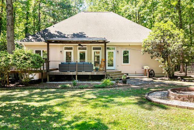 8 Rabbit Path, Bahama, NC 27503