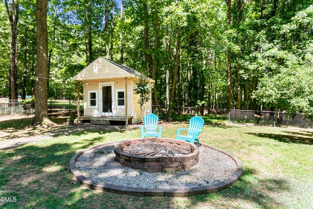 8 Rabbit Path, Bahama, NC 27503