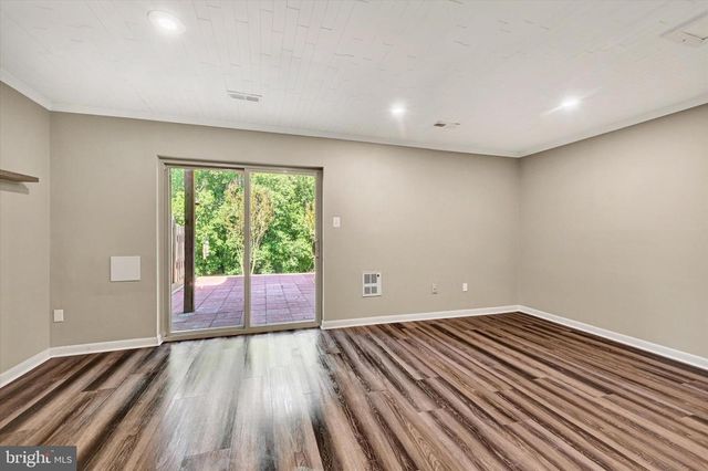 48 FAR CORNERS LOOP, Sparks, MD 21152