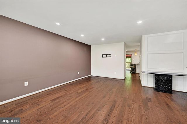 48 FAR CORNERS LOOP, Sparks, MD 21152