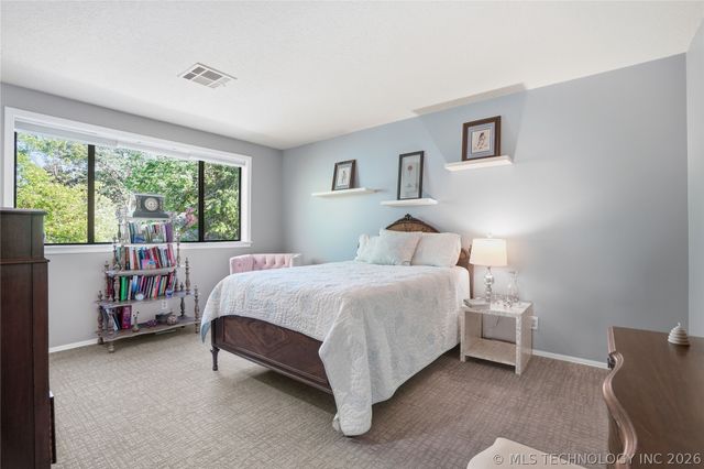 3733 E 64th Place, Tulsa, OK 74136