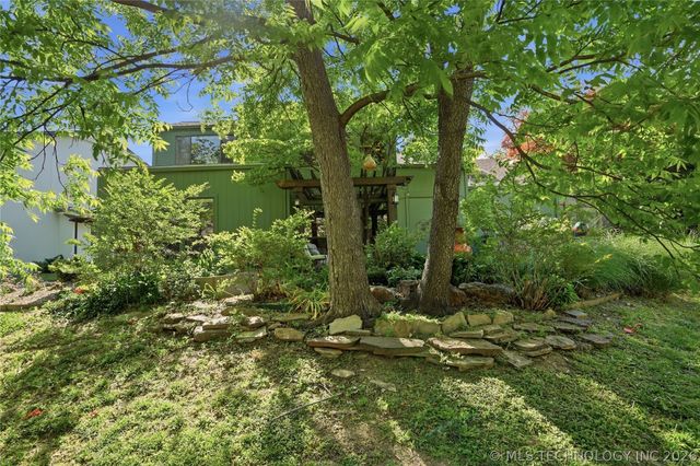3733 E 64th Place, Tulsa, OK 74136