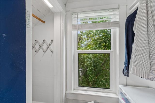 646 80TH AVENUE N, St Petersburg, FL 33702