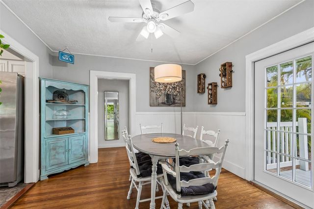 646 80TH AVENUE N, St Petersburg, FL 33702