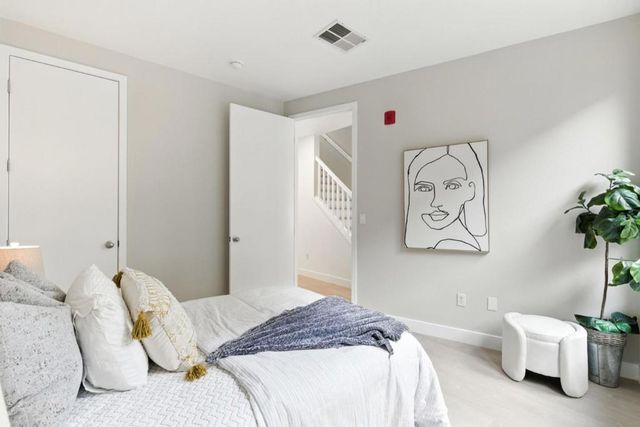 866 Altaire Walk, Palo Alto, CA 94303