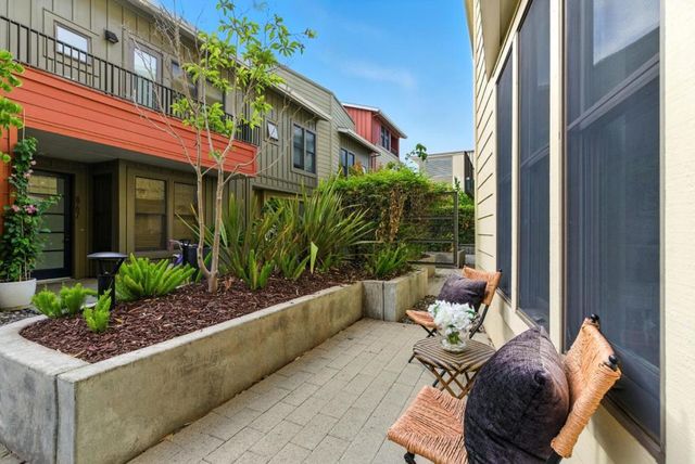 866 Altaire Walk, Palo Alto, CA 94303