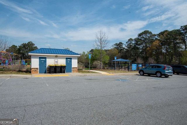 19 Harpers Farm Drive, Newnan, GA 30263