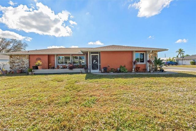 1420 Carmelle DR, Fort Myers, FL 33919