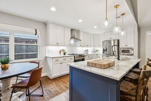 9942 Edgecove Drive, Dallas, TX 75238