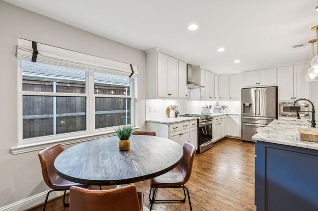 9942 Edgecove Drive, Dallas, TX 75238