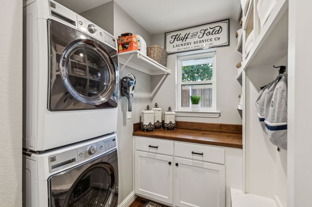 9942 Edgecove Drive, Dallas, TX 75238