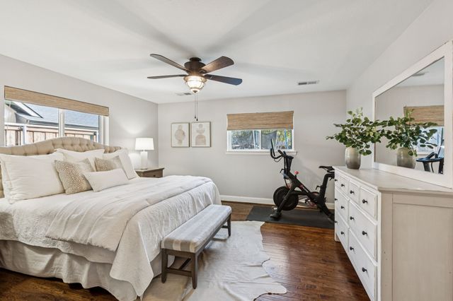 9942 Edgecove Drive, Dallas, TX 75238