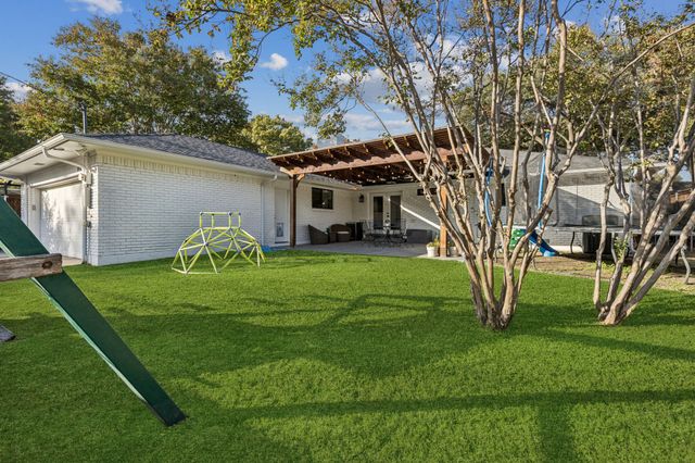 9942 Edgecove Drive, Dallas, TX 75238