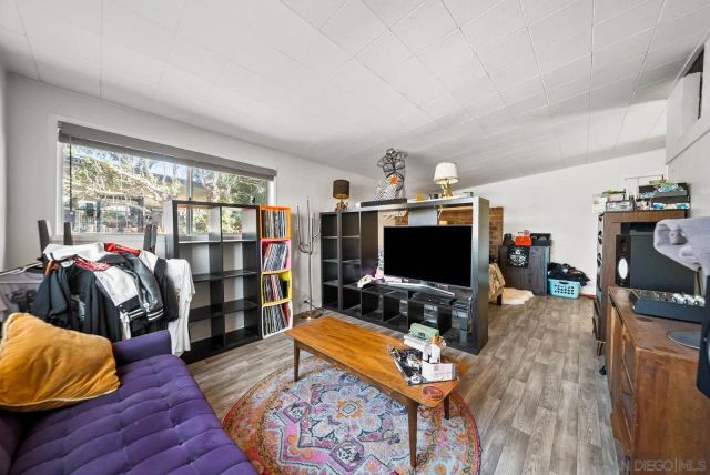 1760 Olive Ave, Vista, CA 92083