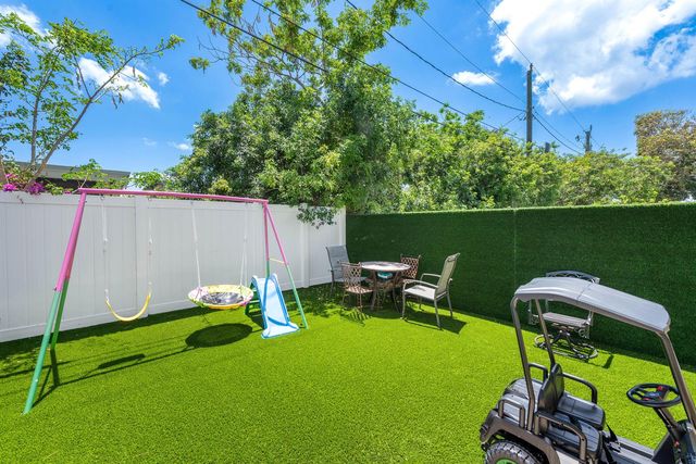 408 NW 12th Avenue, Boynton Beach, FL 33435
