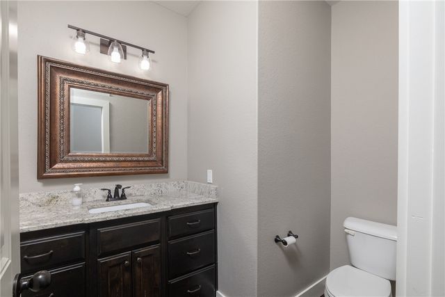 1801 N Candleshoe Drive, Fayetteville, AR 72701
