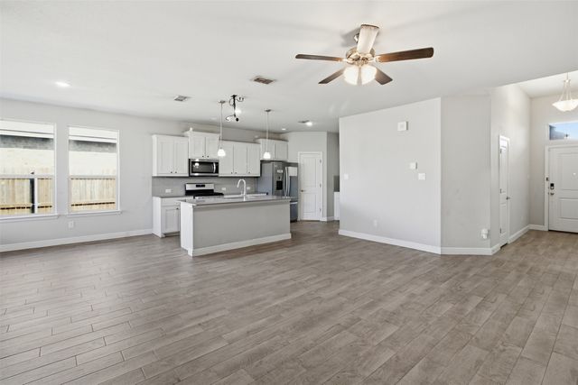 2513 Foules Drive, Glenn Heights, TX 75154
