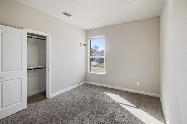 2513 Foules Drive, Glenn Heights, TX 75154
