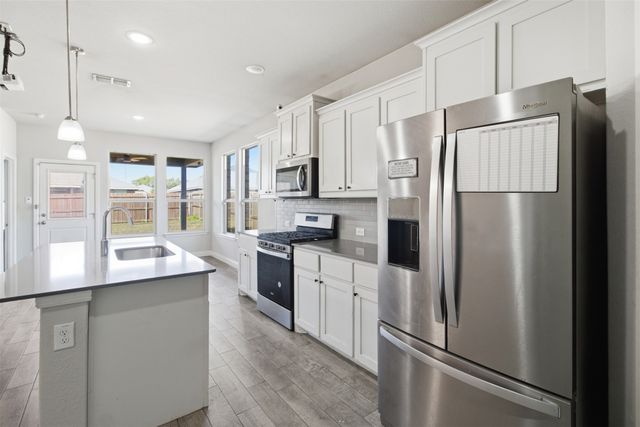 2513 Foules Drive, Glenn Heights, TX 75154