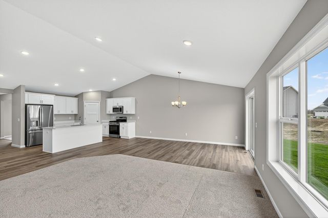 4699 89th Street NE, Monticello, MN 55362