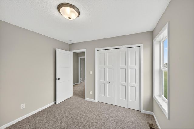 4699 89th Street NE, Monticello, MN 55362