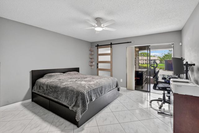 8413 E Boca Glades Blvd Boulevard E, Boca Raton, FL 33434