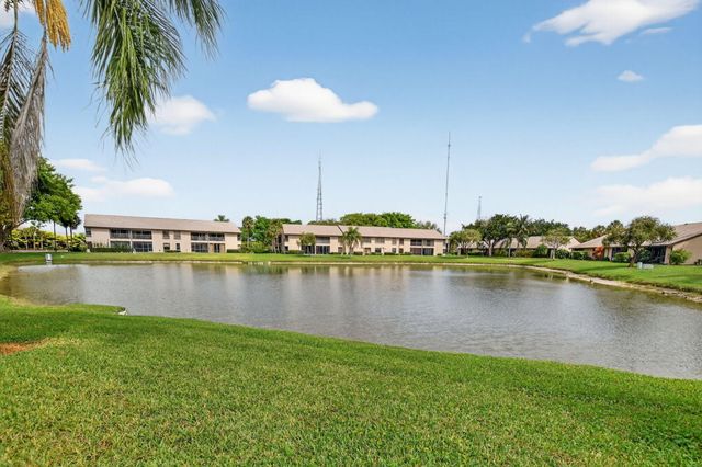 8413 E Boca Glades Blvd Boulevard E, Boca Raton, FL 33434