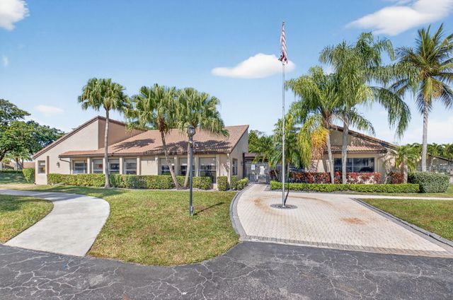 8413 E Boca Glades Blvd Boulevard E, Boca Raton, FL 33434