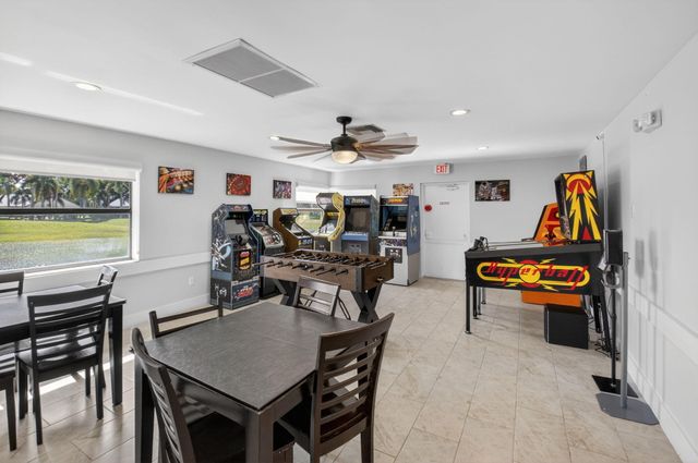 8413 E Boca Glades Blvd Boulevard E, Boca Raton, FL 33434