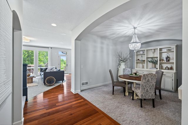 6224 Urbandale Lane N, Maple Grove, MN 55311