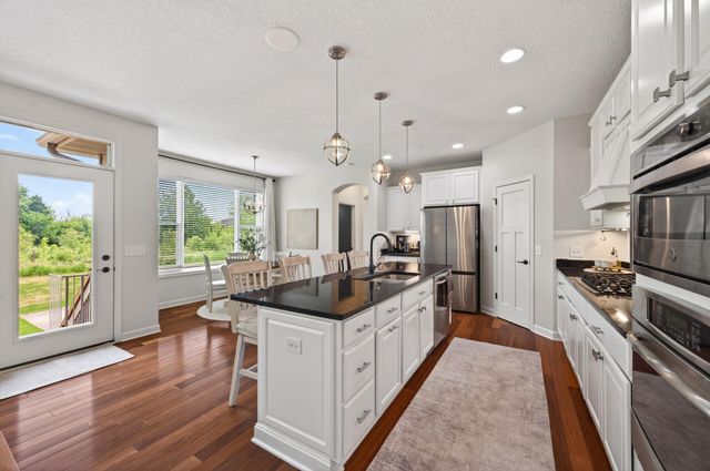 6224 Urbandale Lane N, Maple Grove, MN 55311