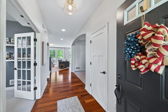 6224 Urbandale Lane N, Maple Grove, MN 55311