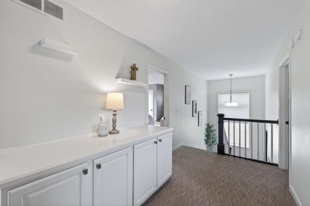 6224 Urbandale Lane N, Maple Grove, MN 55311