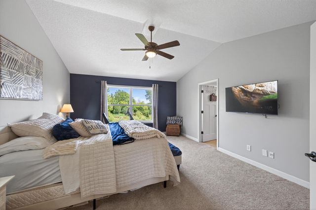 6224 Urbandale Lane N, Maple Grove, MN 55311