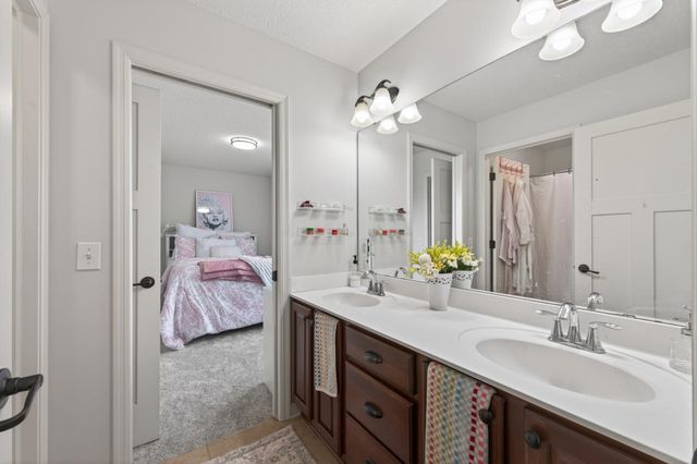 6224 Urbandale Lane N, Maple Grove, MN 55311