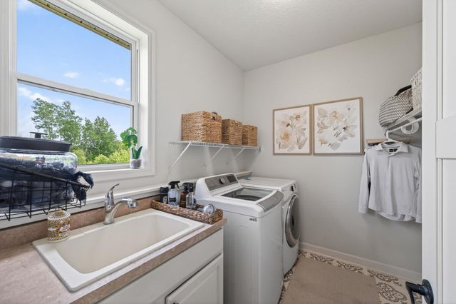 6224 Urbandale Lane N, Maple Grove, MN 55311