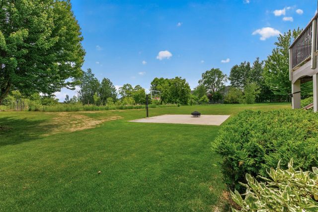 6224 Urbandale Lane N, Maple Grove, MN 55311