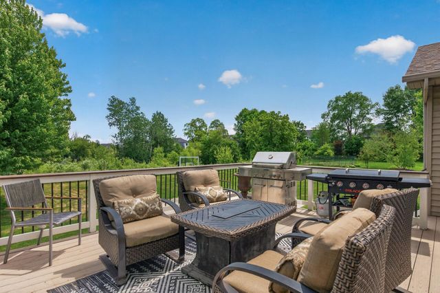 6224 Urbandale Lane N, Maple Grove, MN 55311