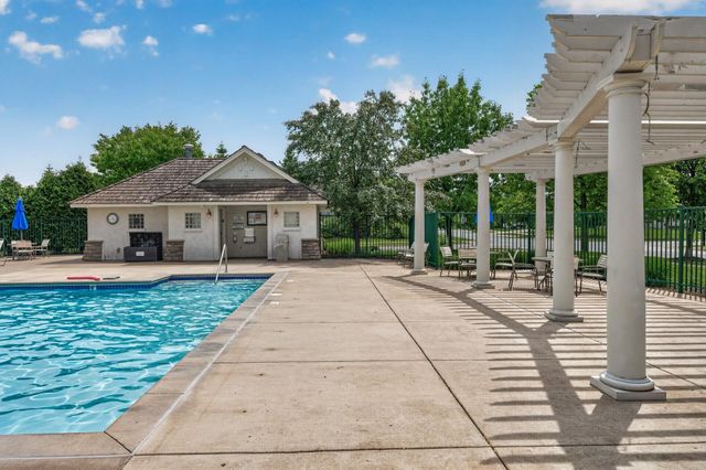 6224 Urbandale Lane N, Maple Grove, MN 55311