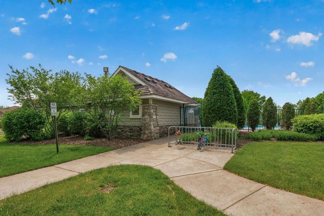 6224 Urbandale Lane N, Maple Grove, MN 55311