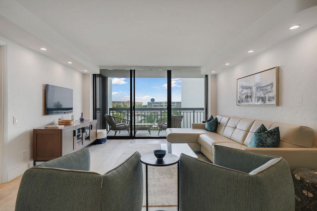 2697 N Ocean Boulevard F-403, Boca Raton, FL 33431