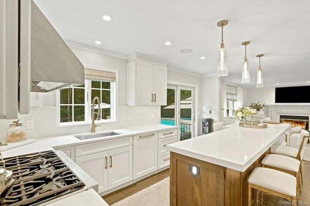 2 Tommys Lane, South Salem, NY 10590