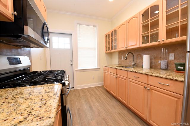 2056 Continental Avenue, Bronx, NY 10461