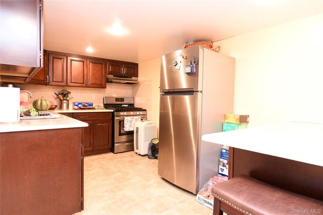 2056 Continental Avenue, Bronx, NY 10461